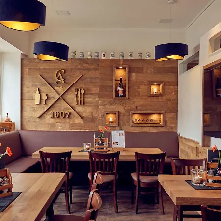 Restaurant Clemens-august 호텔 3*