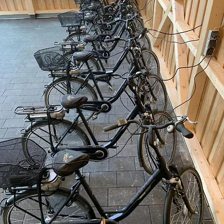 克莱门斯8月餐厅酒店 酒店 3*