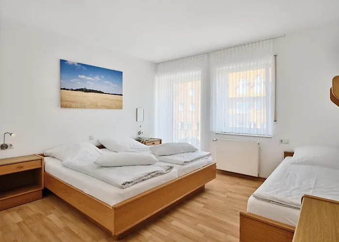 Hotel Restaurant Clemens-august 3*