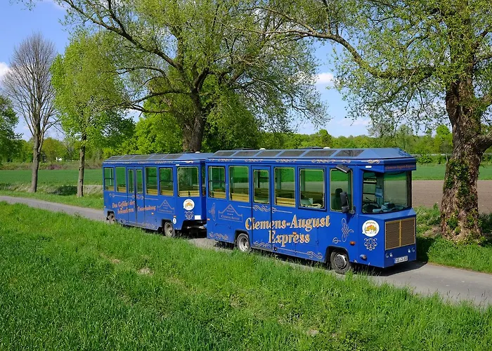 Hotel Restaurant Clemens-august 3*